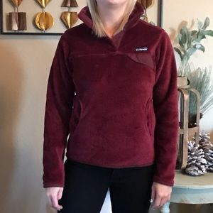 Patagonia pullover in Burgundy